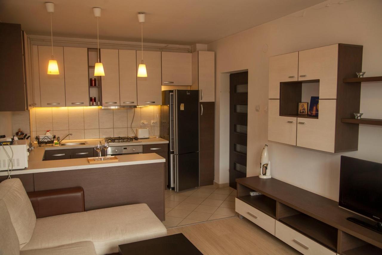 Diana'S Apartment Brasov Ngoại thất bức ảnh